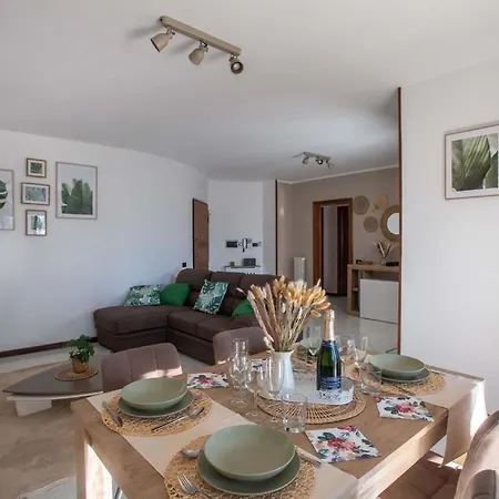 Domus Vivendi Pompeii Holiday Home Free Parking Exterior foto