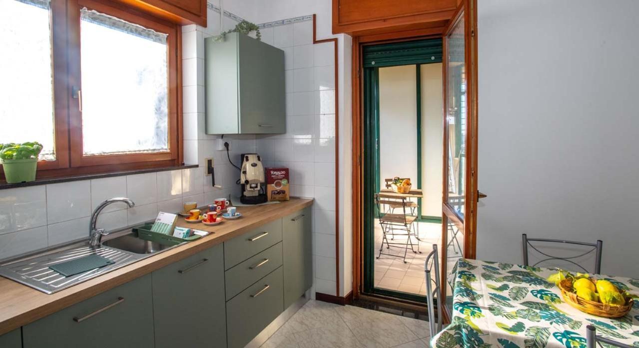 Holiday home Domus Vivendi Pompeii Holiday Home Free Parking *